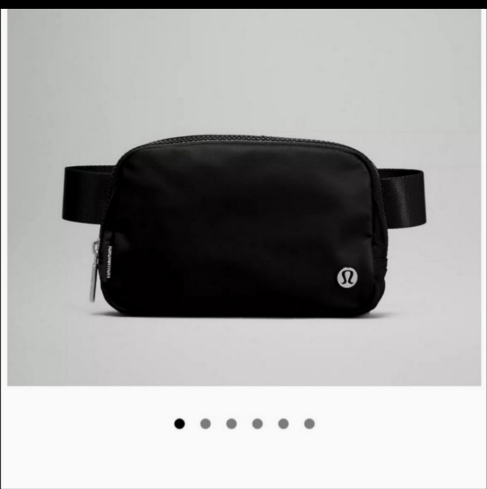 Lululemon belt bag
